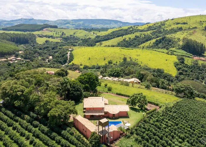 Ellementares Guest House