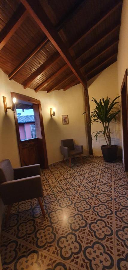 Bed & Breakfast Ellementares